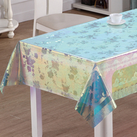 Nappe en vinyle irisé RNPT avec motif floral miniature dense, côtés réfléchissants arc-en-ciel et PVC facile à nettoyer pour la salle à manger
