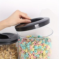 Groothandel Plastic Droge Voedsel Dispenser 2L/4L/6L Minimalistisch Design Terug naar School Afgesloten Container voor Granen, Noten & Gedroogd Fruit