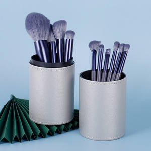 ชุดแปรงแต่งหน้าทรงนาฬิกาทราย ดีไซน์คริสต์มาส ของขวัญสุดพิเศษ คุณภาพสูง เป็นมิตรกับสิ่งแวดล้อม ผลิตภัณฑ์วีแกน รับผลิตแบรนด์ส่วนตัว พร้อมกล่อง - Product Image 2