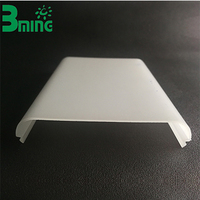 Diffuseur de lumière LED grand format Baoming, couvercle de luminaire linéaire, profilés PC extrudés, écologiques, garantie 5 ans, style asiatique moderne