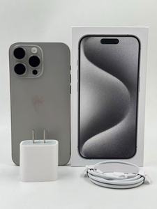 ใช้ได้กับ Apple สำหรับ <span class=keywords><strong>iPhone</strong></span> 15 Pro Max แรม 8GB หน้าจอ 6.7 นิ้ว กล้อง 48MP/20MP รองรับ 5G ปลดล็อคแล้ว (GSM/CDMA) รุ่น US พร้อมอุปกรณ์เสริม - Product Image 3