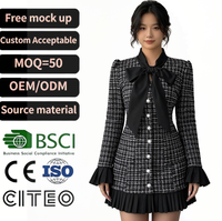 Robe courte élégante pour femme en tweed noir à manches longues, col à nœud, boutons perlés sur le devant, ourlet plissé, idéale pour le bureau ou les soirées