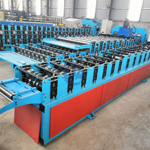 Machine de formage à rouleaux de gouttières en aluminium entièrement automatique avec moteur à engrenages, pompe, système de contrôle PLC, haute productivité - Product Image 4