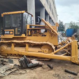 รถดันดินตีนตะขาบ Caterpillar D6G มือสองจากญี่ปุ่น เครื่องยนต์ 3306 ปี 2023 กำลัง 133 กิโลวัตต์ ความสามารถในการดันดิน 3.27 เมตร พร้อมริปเปอร์สำหรับงานก่อสร้าง - Product Image 3