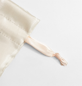 Bolsa de Embalaje para Extensiones de Cabello con Cordón de Satén de Seda Reciclable, Bolsa de Regalo con Logotipo Personalizado Impreso - Product Image 6