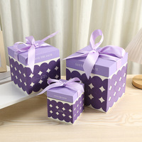 Boîtes cadeaux carrées en carton écologiques Evergreenwrap avec pelliculage mat et ruban pour les faveurs de mariage et de fiançailles