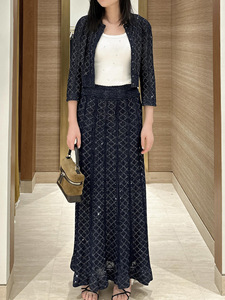 Yedi Renkli <span class=keywords><strong>2026</strong></span> Yeni Fransız Sandro Işıltılı İplik Oyuklu Şerit Sıcak Baskılı Kadın Günlük Takım - Product Image 1