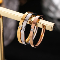Bague délicate et minimaliste Dina pour femme, empilable, en acier inoxydable avec pierre incrustée, plaqué or 18 carats PVD, petite bague de mariage, cadeau de bijoux
