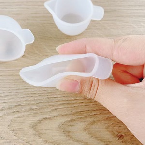 Homesun bricolage Mini tasse de mélange en <span class=keywords><strong>silicone</strong></span> tasse de distribution haute résine écologique artisanat outil de fabrication de bijoux pour gâteau époxy numéro sac - Product Image 4