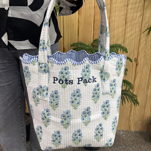 กระเป๋าโท้ทผ้าฝ้ายเย็บมือคุณภาพสูงสำหรับผู้หญิง ลายคลื่น พร้อมสายโซ่ ปิดแบบเปิด กันน้ำ เหมาะสำหรับฤดูร้อน - Product Image 1