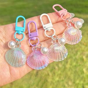 Llavero con Colgante de Concha Acrílica con Temática Oceánica y Perla Sintética, Gancho de Plástico, Adorno para Bolsa, Regalo para Mujeres y Niñas - Product Image 1