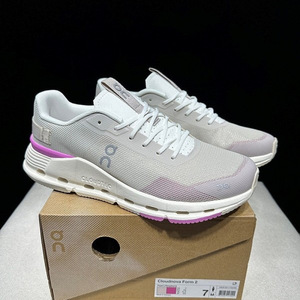 Chaussures <span class=keywords><strong>On</strong></span> Cloud Cloudnova Form 2 de haute qualité, authentiques, confortables, avec amorti, tige en mesh résistante à l'usure, chaussures de <span class=keywords><strong>trail</strong></span> <span class=keywords><strong>running</strong></span> en caoutchouc - Product Image 4