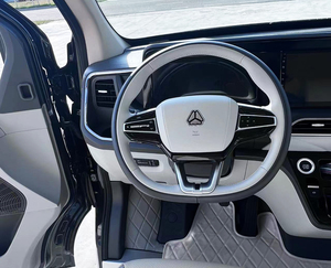 <span class=keywords><strong>Fourgon</strong></span> <span class=keywords><strong>aménagé</strong></span> Sinotruk Pioneer, norme d'émissions nationale V, à empattement court, toit bas, automatique, bleu ciel, blanc Land Rover - Product Image 3