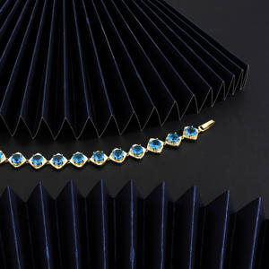 Pulsera de tenis de cristal con forma de cuadrado y corazón para mujer, pulsera de eslabones con piedras preciosas multicolores chapada en oro, regalo de joyería de moda - Product Image 5