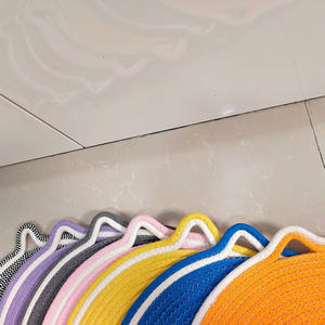 Coussin de couchage moderne et durable toutes saisons pour chat et lit pour chien, avec balle jouet en corde de coton rafraîchissante et douce, vente en gros - Product Image 2