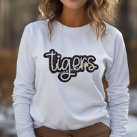 Patch brodé personnalisé en forme de cœur avec sequins et tigres, à thermocoller pour vêtements, vente en gros