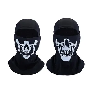 Máscara de esqui bordada personalizada Skimask Capacete de 3 furos Capa de rosto de crochê acrílico tricotado Balaclava para homens