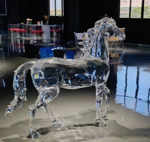 Современная Декоративная прозрачная смола высокого качества, декоративная формовочная скульптура из прозрачной смолы на заказ - Product Image 1