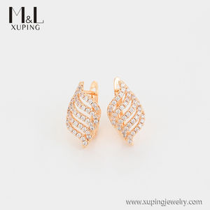 ML71675 XUPING ML Store Bijoux <span class=keywords><strong>de</strong></span> mode Accessoires pour femmes Boucles d'oreilles créoles <span class=keywords><strong>de</strong></span> style feuille vintage couleur <span class=keywords><strong>or</strong></span> 18 carats - Product Image 3