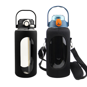 Bouteille d'eau motivante en verre borosilicate de 2 L (64 oz) avec marqueur de temps, poignée et paille, grande gourde pour la gym et le fitness, sans BPA - Product Image 1