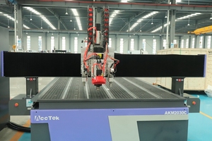 3-Achsen-Holzschnitz-/Fräs-/Schneid-<span class=keywords><strong>CNC</strong></span>-Maschinen <span class=keywords><strong>ATC</strong></span>-<span class=keywords><strong>CNC</strong></span>-Fräser mit Schwenk kopf und Servomotor für Holz - Product Image 2