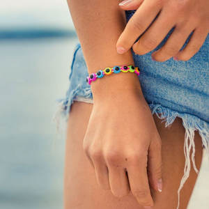 สร้อยข้อมือเชือกแดงคาบาล่าทำมือนำโชค ปรับขนาดได้ เหมาะสำหรับทุกเพศ เป็นของขวัญสำหรับครอบครัว - Product Image 5