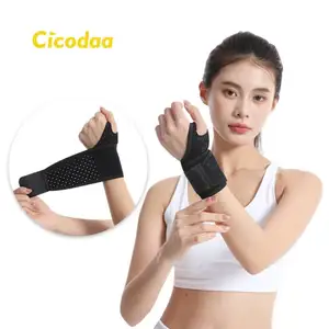 Cicodaa 천공 운동 엄지 걸쇠 랩 손목 보호대 체력 긴장과 긴장을 위한 와인딩 디자인 손목 랩