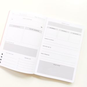 Diarios <span class=keywords><strong>de</strong></span> Estudio Bíblico Devocionales <span class=keywords><strong>de</strong></span> Lino Personalizados con Logotipo en Lámina Dorada, Encuadernación Cosida y Páginas Personalizadas - Product Image 3