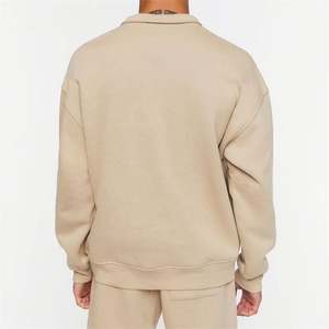 Ensemble de survêtements courts de haute qualité avec broderie personnalisée et logo pour hommes - Product Image 2