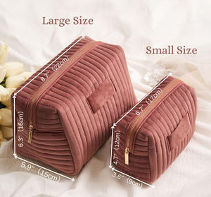 रॉयल फेयर कस्टम मल्टी-कलर वेवेट मेकअप पाउच सॉफ्ट फ्लुफ तौलिया बैग पैक पैक पैक रोजाना कम्यूट कॉस्मेटिक स्टोरेज बैग - Product Image 2