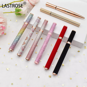 Eyeliner <span class=keywords><strong>magique</strong></span> minéral en gros, cils en bande, marque privée, stylo colle pour les yeux avec adhésif pour le <span class=keywords><strong>maquillage</strong></span> des yeux - Product Image 4