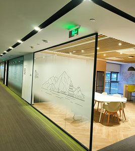 Hot bán lớp duy nhất bền khung không gian làm việc Divider Dễ dàng cài đặt văn phòng kính tường phân vùng - Product Image 3