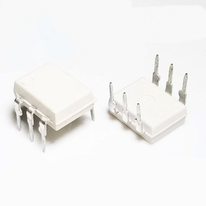 AngelTech Nuevo Chip Optoacoplador Triac MOC3023 DIP6 Original en Stock - Product Image 1