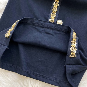 Nuovi Abiti da Donna 2026 con Perline e Paillettes, Scollo a V, Halter, Senza Maniche, Aderenti, con Vita Definita e Schiena Scoperta - Product Image 5