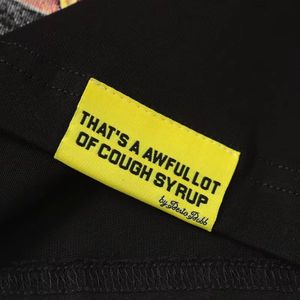 T-shirt personnalisé pour homme, streetwear, 100% coton épais, épaules tombantes, motif 'C'est vraiment beaucoup de sirop contre la toux' - Product Image 4