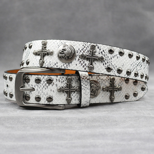 Cintura alla Moda con Borchie per Uomo e Donna, Stile <span class=keywords><strong>Punk</strong></span> <span class=keywords><strong>Rock</strong></span> con Fibbia a Perno, Cintura con Croce e Teschio per Jeans, Cinture da Donna di Design - Product Image 3