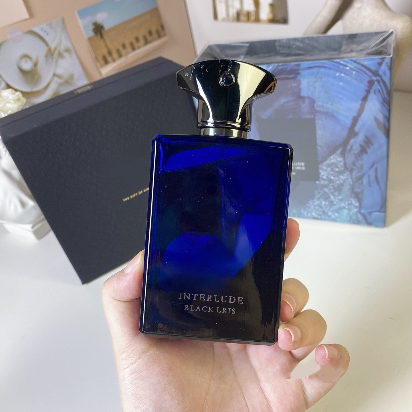 Best Iris Perfumes Elegant Fragrances for Men Women