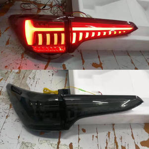 Feux arrière pour Toyota Fortuner 2016-2021 avec clignotants séquentiels à LED - Product Image 3