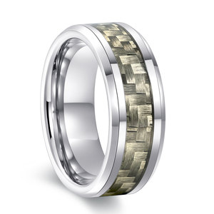 Anillo de Carburo de Tungsteno de 8mm con Incrustaciones de Fibra de Carbono Negra, Anillo de Boda para Hombre con Diseño Geométrico - Product Image 5