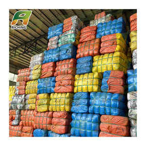 Balle di Vestiti Usati All'Ingrosso Grado A - Abiti Estivi da Donna Usati - Bal De Robe Friperie Premier Choix - Friperie Cargo - Product Image 6