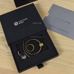 Boîte cadeau rigide de luxe avec fermeture magnétique, logo personnalisé, estampage à chaud, emballage pour cartes de crédit - Product Image 1