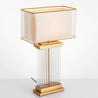 Lampe de table en cristal à rayures dorées et blanches de style moderne du milieu du siècle avec ampoule LED