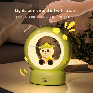 Luz Nocturna LED Flotante con Forma de Estrella y Luna, Linda Forma de Mascota, Astronauta Kawaii, ABS, Regulable, Regalo de Navidad o Cumpleaños para Niños - Product Image 1