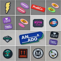 Écusson en silicone PVC 2D 3D souple gaufré avec LOGO personnalisé insignes en caoutchouc cousu sur presse à chaud pour vêtements
