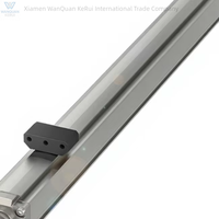 Sensor de Desplazamiento Lineal Balluff BTL5-H112-M0300-P-S92, Fijado al Exterior del Equipo Mediante Bridas o Roscas