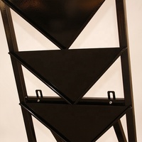 Offre Spéciale Design Personnalisé En Métal Noir triangle marbre Carreaux De Céramique Présentoir De Pierre Quartz Échantillon Plancher présentoirs