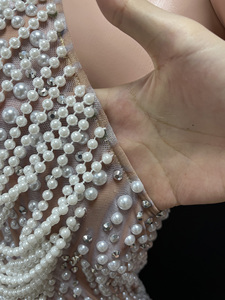 Novance Y5317 Nuovi Prodotti 2025 Tuta Elegante da <span class=keywords><strong>Donna</strong></span> con Catena di Perle Bianche e Strass, <span class=keywords><strong>Abbigliamento</strong></span> Chic da Palcoscenico per Cantanti - Product Image 6