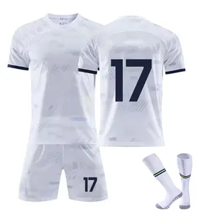 Camisetas de fútbol de hombre de manga corta blancas transpirables de alta calidad populares al por mayor