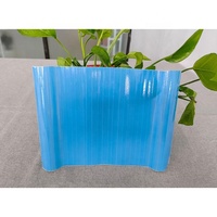Tôles de toiture ondulées en fibre de verre GRP isolées résistantes aux UV, panneaux de toiture transparents en FRP