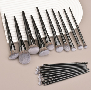 DailyQueen <span class=keywords><strong>ELF</strong></span> Juego de 19 Brochas de Maquillaje de Alta Calidad con Mango de Madera Negro Mate y Pelo Sintético para Rostro y Corrector, con Logotipo Personalizado - Product Image 1